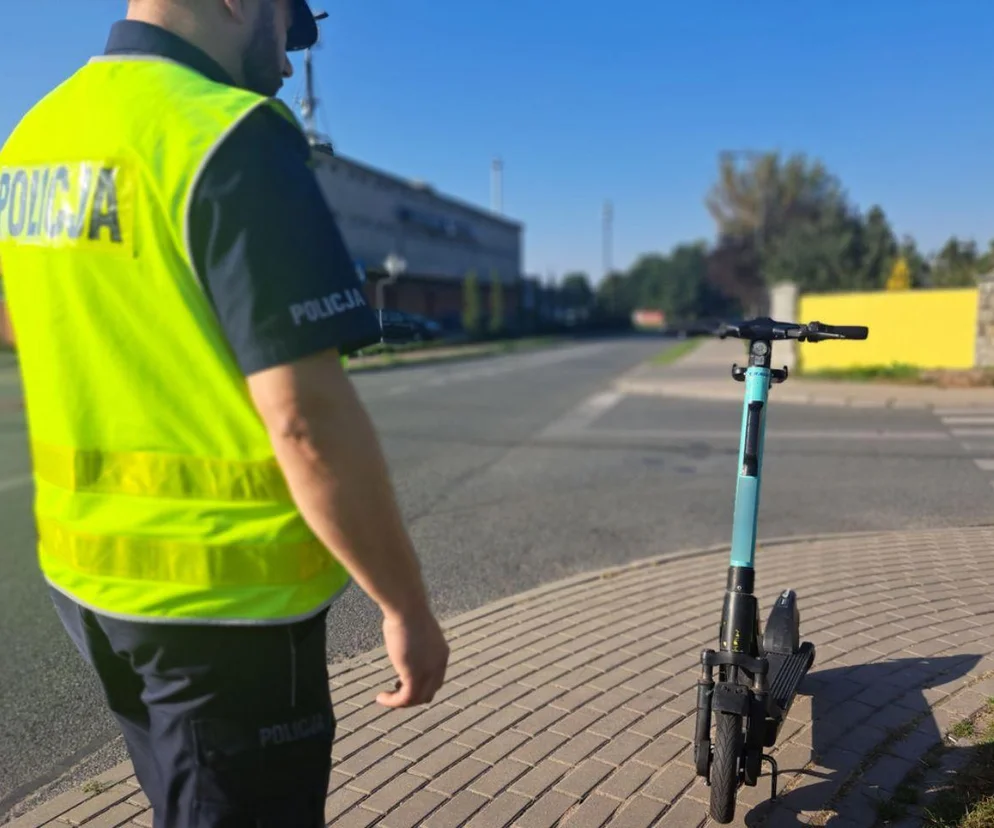 16 latek na hulajnodze elektrycznej z prawie 2 promilami alkoholu uderzył w zaparkowane pojazdy
