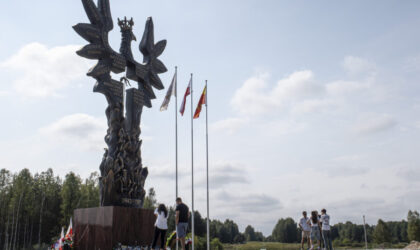 pomnik rzezi wolynskiej