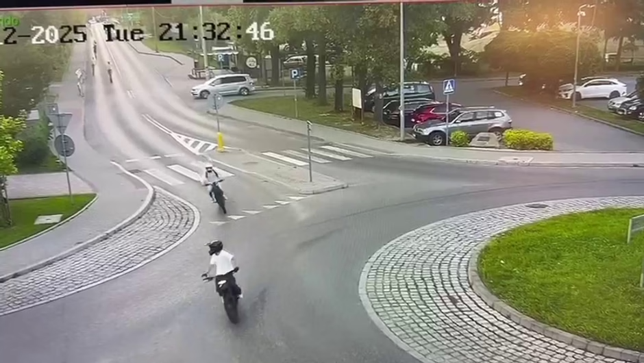 niebezpieczne przejażdżki na hulajnogach interwencje myślenickich policjantów