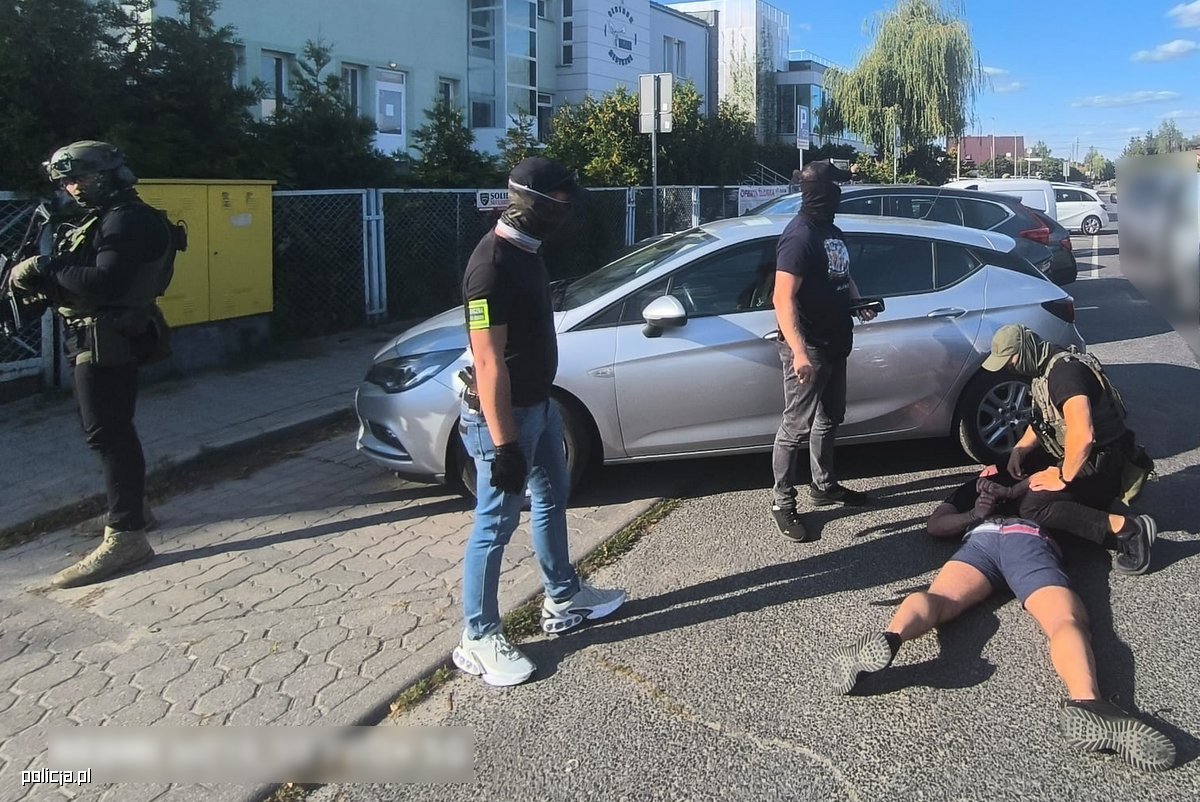 policjanci i strażnicy graniczni zlikwidowali laboratorium narkotykowe