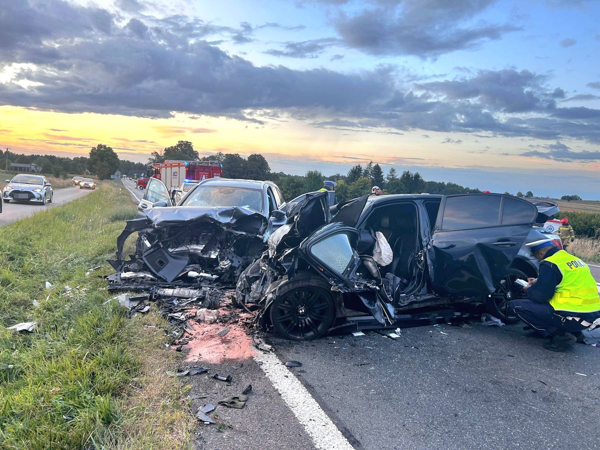 Śmiertelny wypadek zderzenie bmw z mercedesem