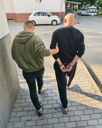 tragiczna śmierć 52 latka po nocnej bójce w gminie pokój
