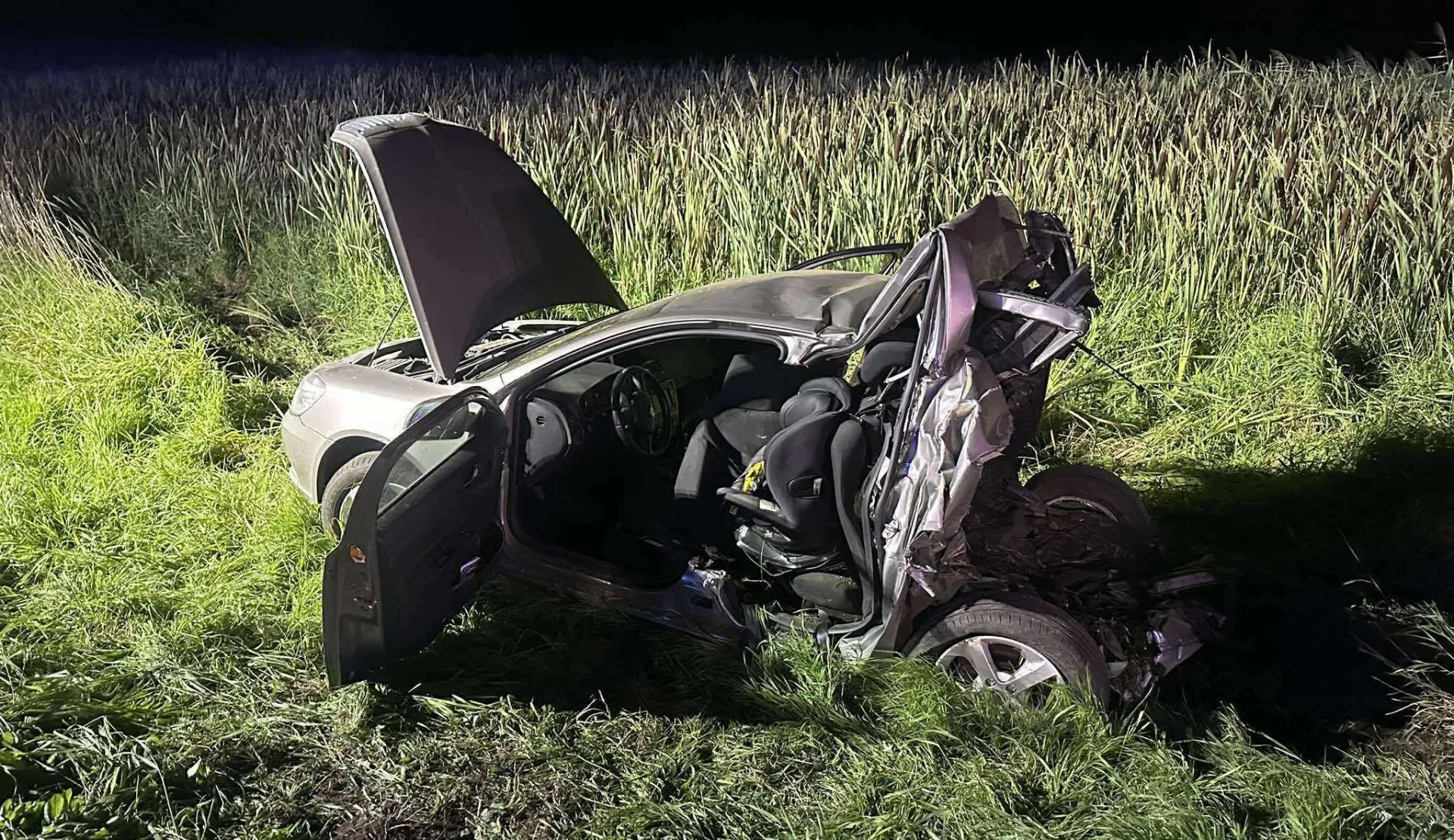 tragiczny wypadek w wozławkach – sprawca uciekał, dwie osoby nie żyją.jpg