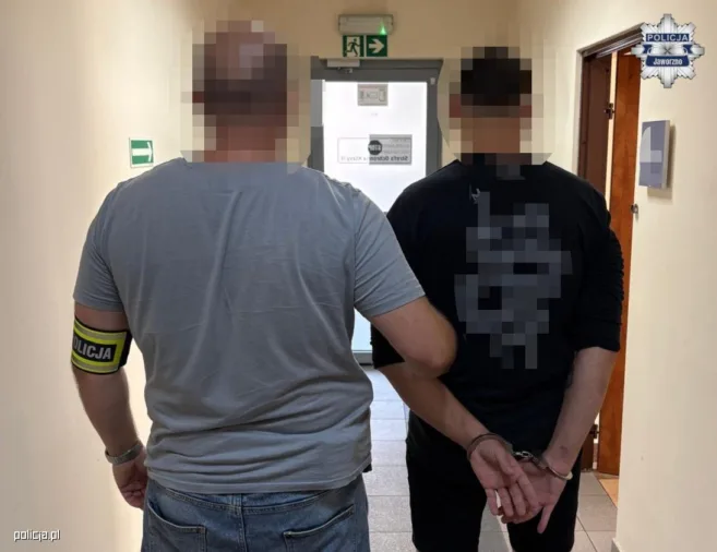 kradzież rozbójnicza metodą na pracownika administracji w jaworznie – kompleksowa analiza i raport