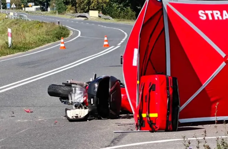 Śmiertelny wypadek motocykla w Przędzelu