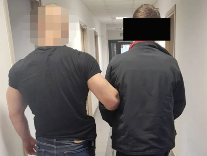 włamanie do kiosku na mokotowie zatrzymano 25 latka – kompleksowa analiza i raport