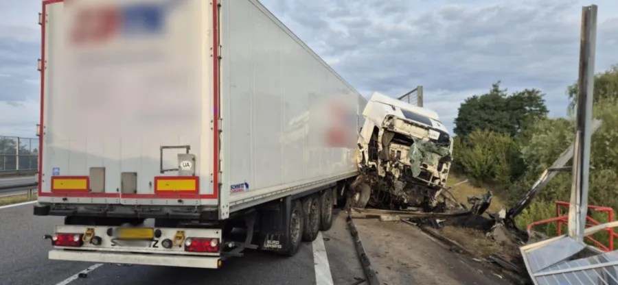 wypadek ciężarówki na obwodnicy lublina – kompleksowa analiza i raport
