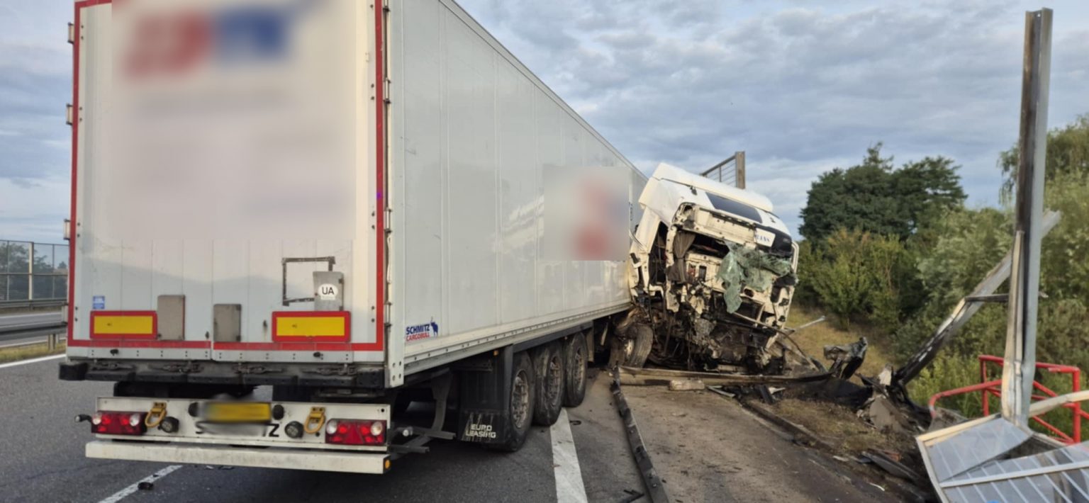 wypadek ciężarówki na obwodnicy lublina – kompleksowa analiza i raport