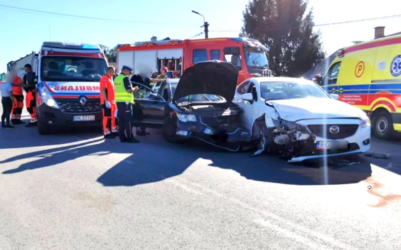 Wypadek w Miejscu Piastowym – trzy osoby ranne
