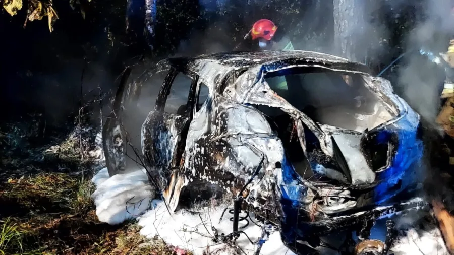 Dramatyczny wypadek na S1 w Katowicach – auto w płomieniach