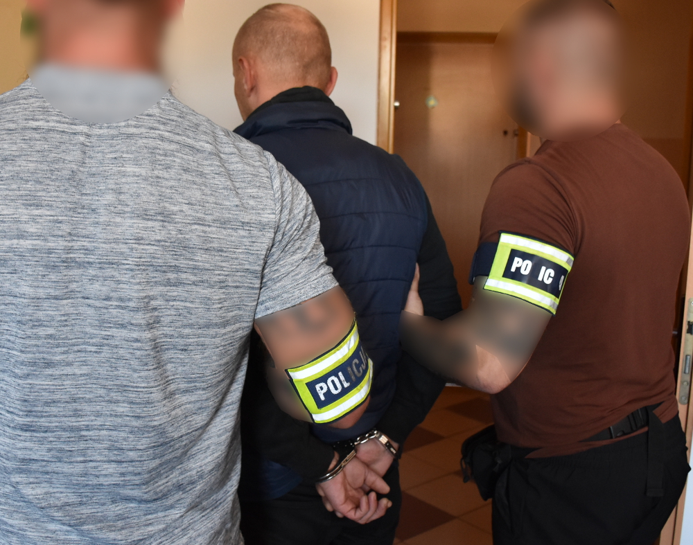 Poszukiwany czerwoną notą Interpolu zatrzymany w Wołominie | Zbrodnia Dnia