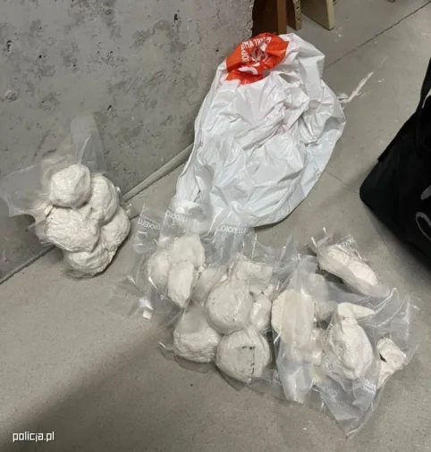 Policja zabezpieczyła ponad 3 kg amfetaminy w Legionowie.